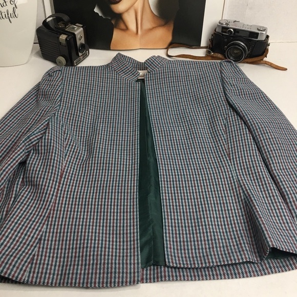 Vintage Country Suburbans Blazer - Picture 2 of 11